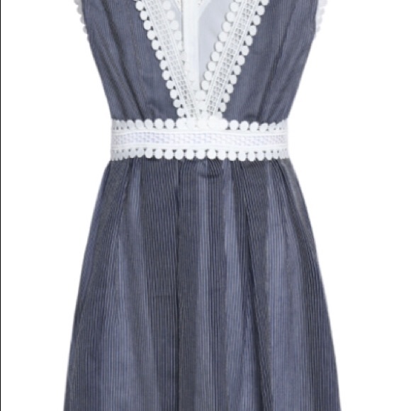 Mini dress - Picture 2 of 8